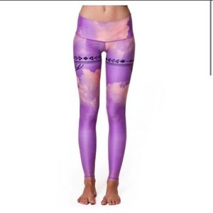 Teeki Purple Haze Hot Pant leggings